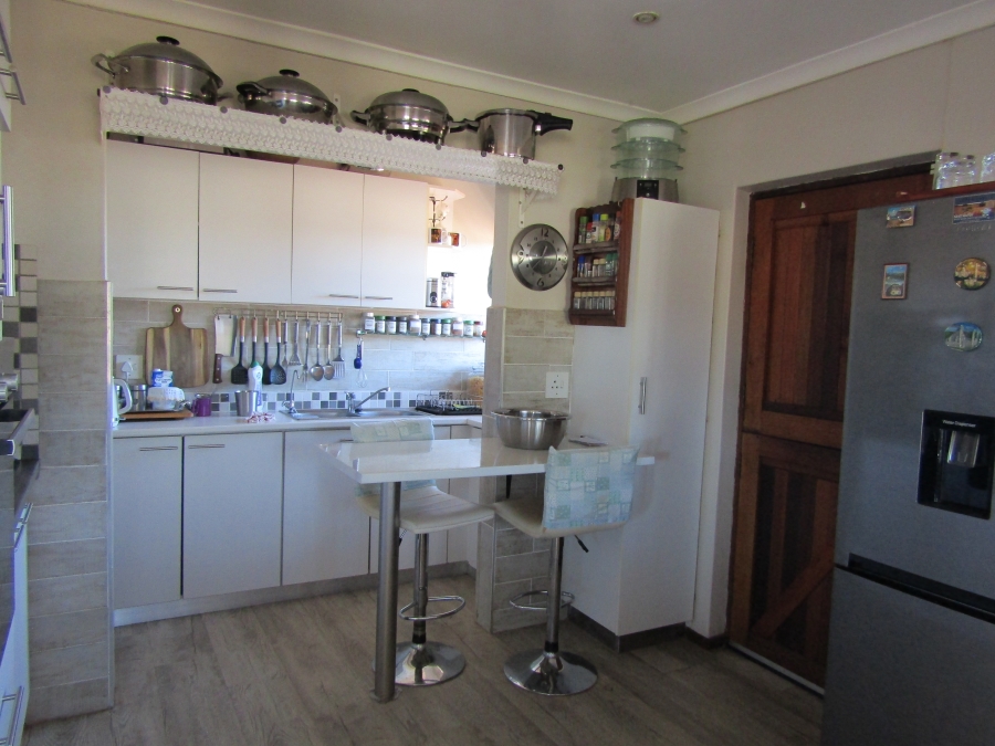 4 Bedroom Property for Sale in Boskloof Eastern Cape
